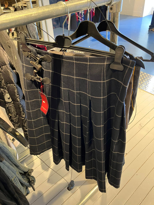 BURBERRY SKIRT