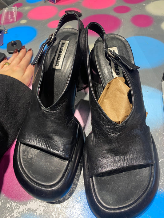 Jill Sanders heels